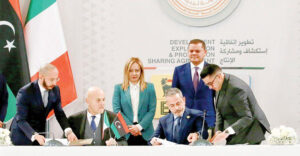 إيطاليا تبرم صفقة غاز مع ليبيا بـ8 مليار دولار