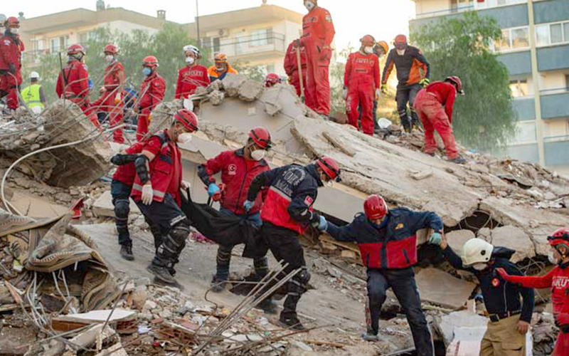 زلزال تركيا.. إنقاذ شخصين بعد أن قضّيا قرابة 200 ساعة تحت الأنقاض