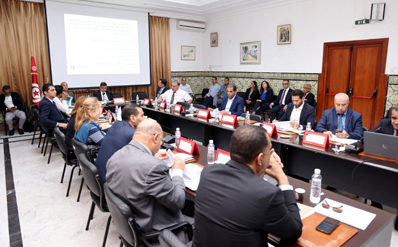 اجتماع اللجنة الفنية لاستقبال التونسيين بالخارج