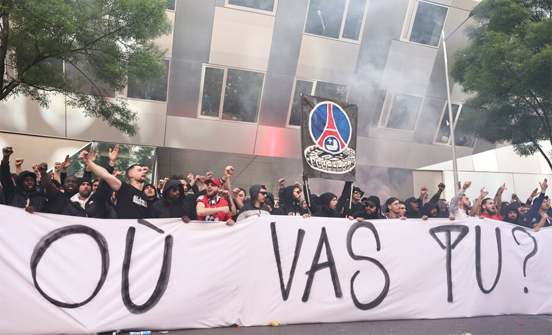 احتجاجات جماهير باريس سان جيرمان
