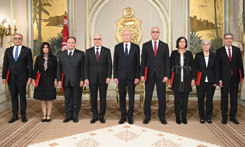 موكب تسليم أوراق اعتماد لسفراء جدد لتونس