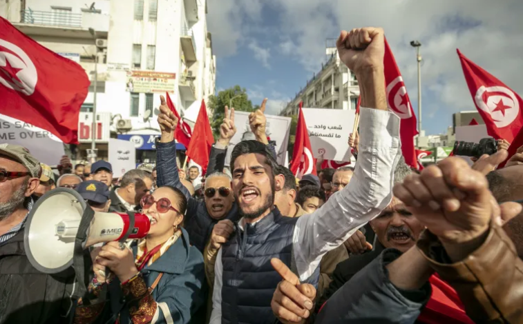 مظاهرات 14 جانفي تونس