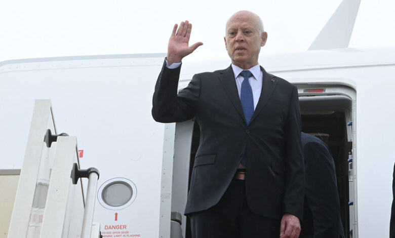 kais saiied en visite à Alger