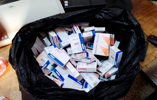 Les autorités douanières déjouent une tentative de contrebande d’une quantité de médicaments à l’étranger 02