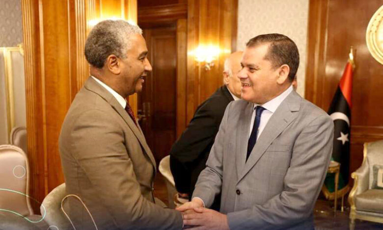 Rencontre de Kamal Daqish avec le Premier ministre libyen