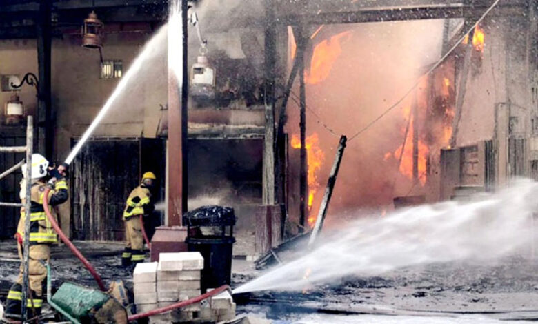 Egypte.-Un-incendie-majeur-devore-les-magasins-vendant-des-statues-pharaoniques-