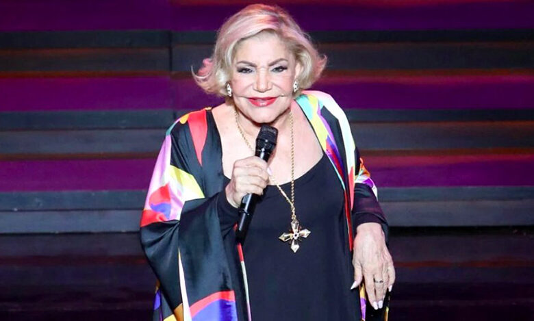 La célèbre chanteuse grecque Marinella a été victime d'un accident vasculaire cérébral
