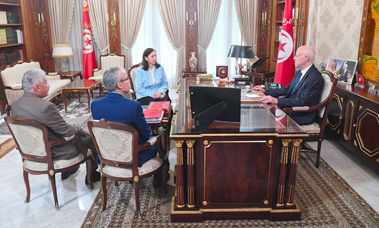 Kais saied Réunion Palais Carthage