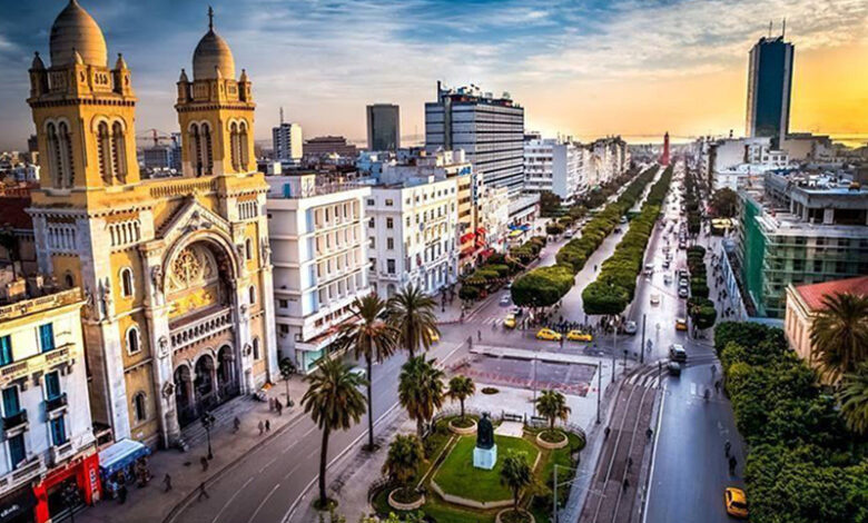 Avenue-Habib-Bourguiba-Tunis-Tunisie-1