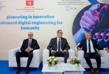 Le ministre de l'Enseignement supérieur et de la Recherche scientifique inaugure l'Institut supérieur d'ingénierie numérique à Tunis.