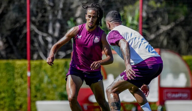 Hannibal Mejbri Kyle Walker