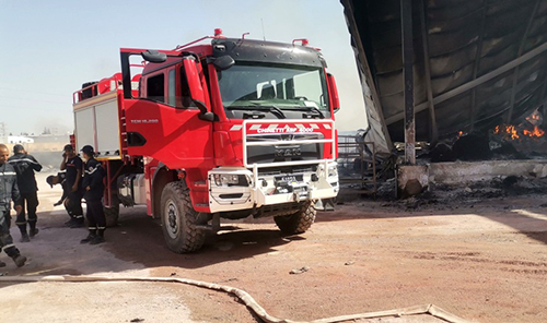 Incendie à l'usine Al-Farib à Jabal Al-Wasat 1