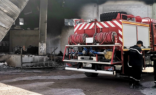 Incendie à l'usine Al-Farib à Jabal Al-Wasat 2