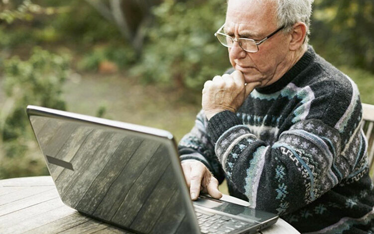 L'utilisation excessive d'Internet affecte les personnes âgées
