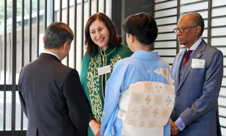 Sarra Zaafrani Naruhito Empereur du Japon