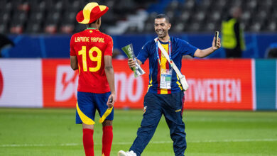 Lamine Yamal et Mounir Nasraoui