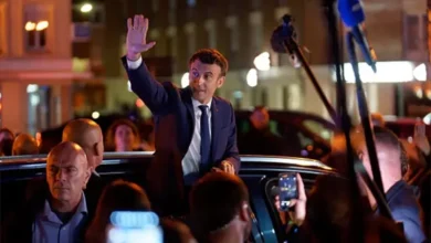 Le cortège de Macron à New York est bloqué.