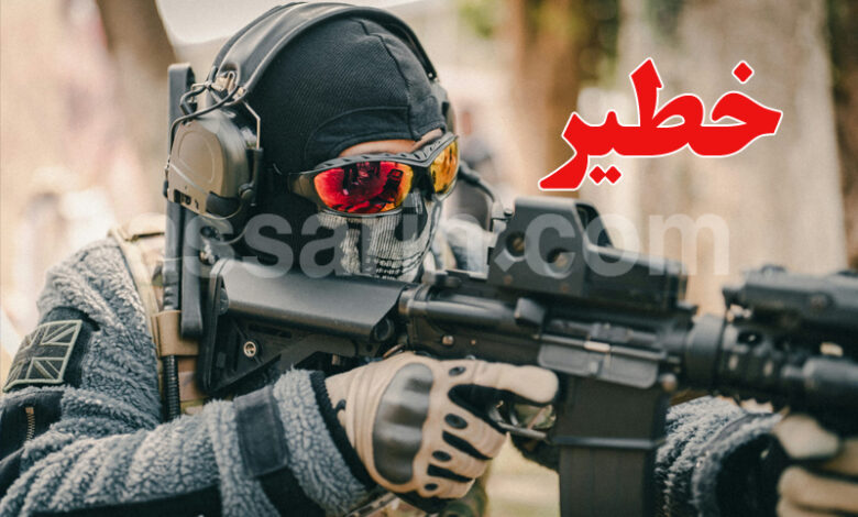 homme masqué arme a feu Tunis