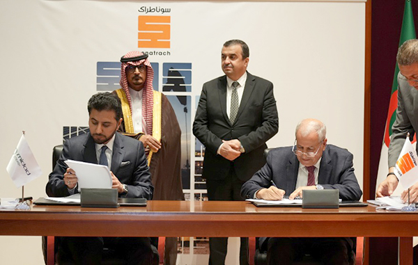 Un gigantesque accord d'exploitation et d'exploration d'hydrocarbures entre l'Arabie saoudite et l'Algérie. 1