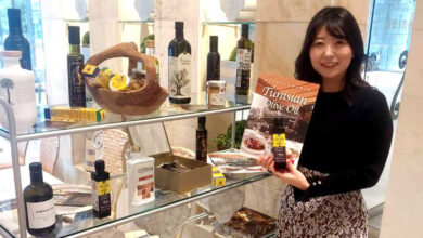 L'ambassade de la République tunisienne à Tokyo organise une dégustation d'huile d'olive tunisienne.