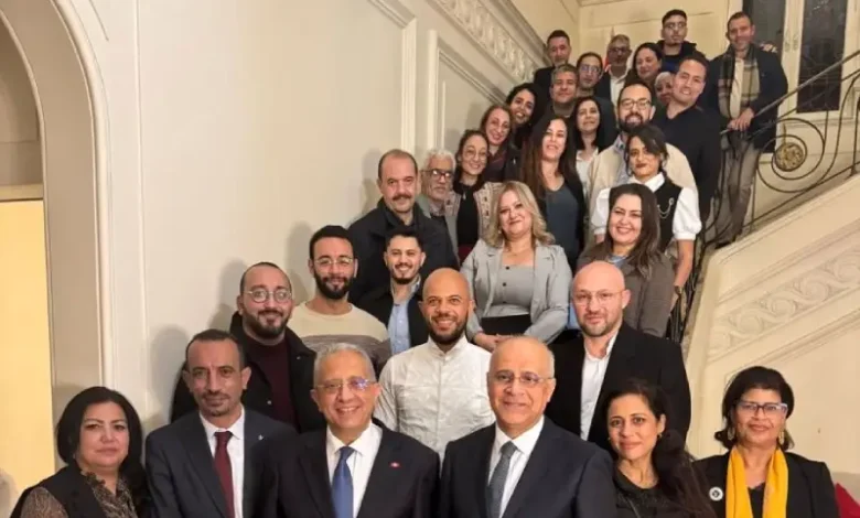 Le ministre de la Santé rencontre des professionnels de santé tunisiens à Marseille.