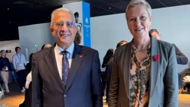 Le ministre de la Santé rencontre le ministre de l'Intelligence artificielle et de la Numérisation en France.