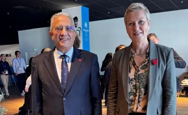 Le ministre de la Santé rencontre le ministre de l'Intelligence artificielle et de la Numérisation en France.