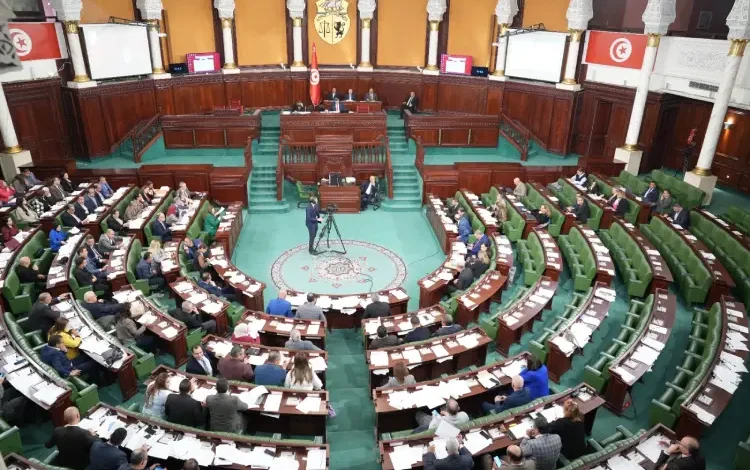 Le Parlement approuve la révision des privilèges fiscaux