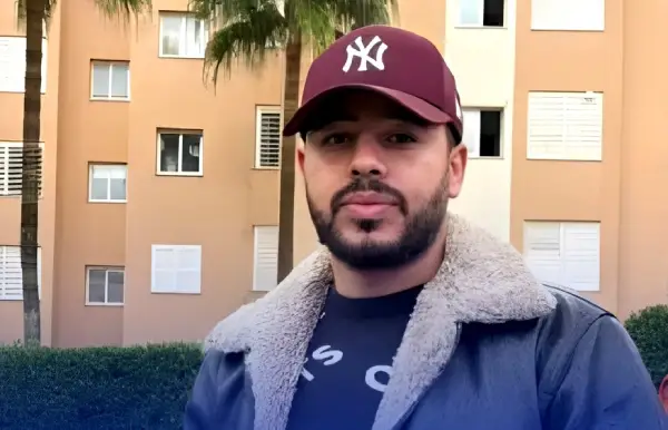 Le jeune homme J. Al-Rajhi 1