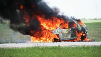 Voiture-en-feu (1)