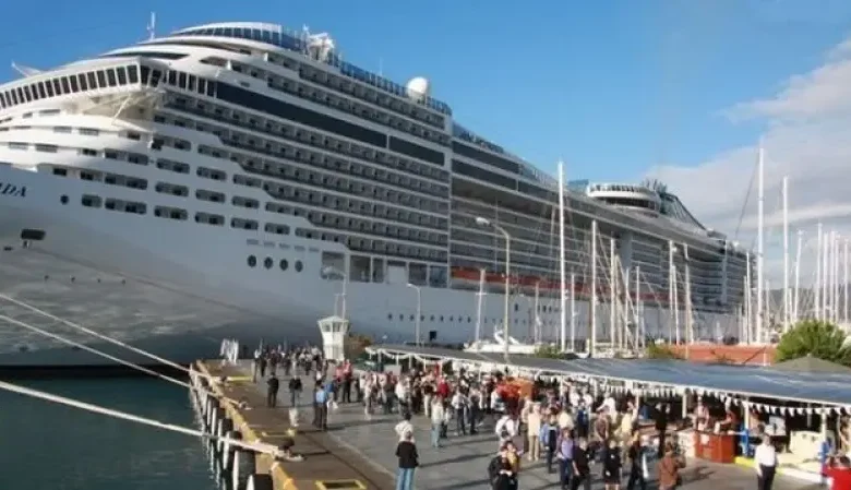Tourisme Navires à vapeur en tunisie