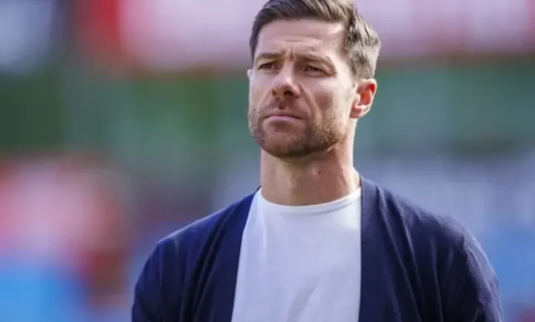 Xabi Alonso (2)