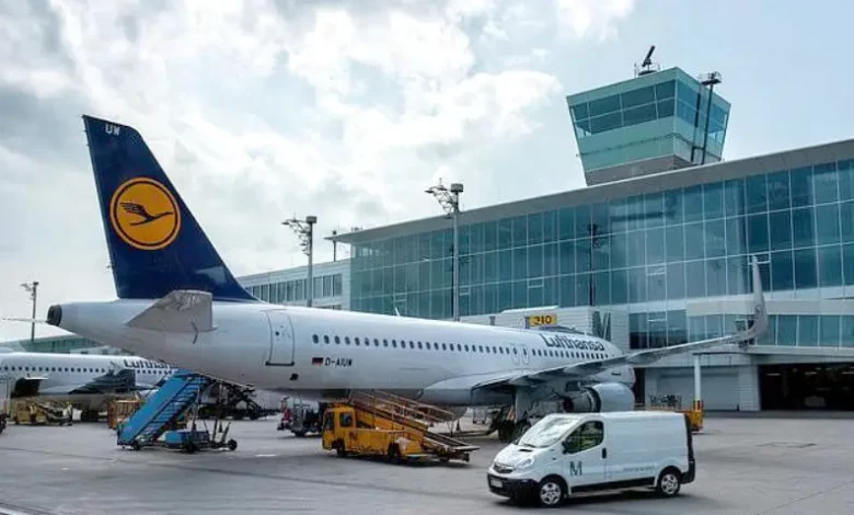 Aéroport de Munich… 600 passagers passent la nuit à bord des avions