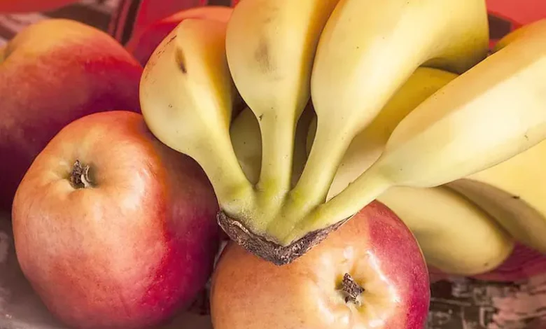Banane et pomme