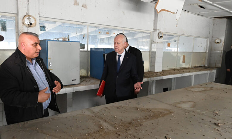Kais Saied Visite Société Louhoum