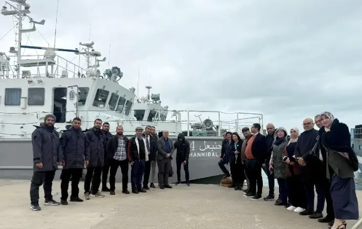 La Tunisie et l'Algérie renforcent leur coopération dans le domaine de la pêche durable.