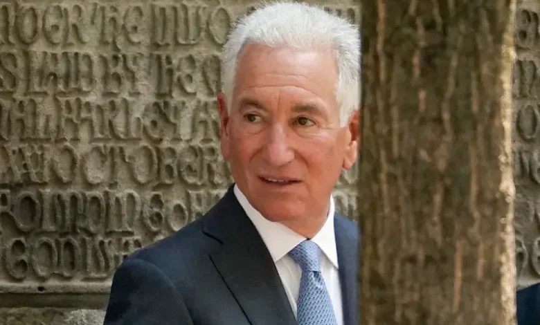 L'ambassadeur des Etats-Unis en France, Charles Kushner