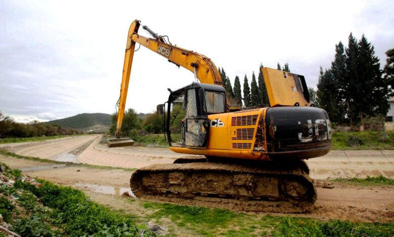 Travaux d'entretien sur le canal de Majarda - Cap Bon