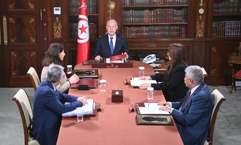 Réunion palais de Carthage Augmentations Salaires 2026