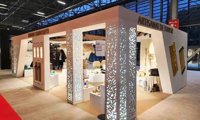 Salon international des antiquités et des cadeaux à Paris