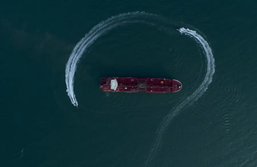 Iran tightens Strait transit rules
