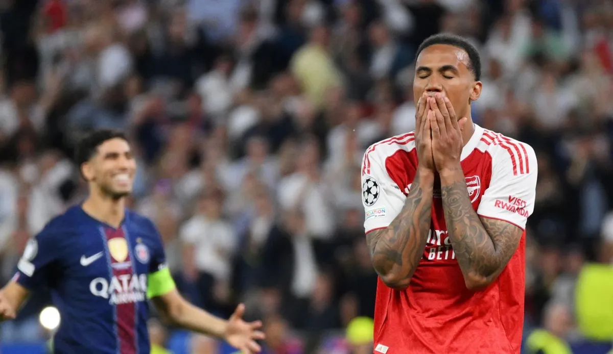 Chelsea taunts Arsenal over trophy house