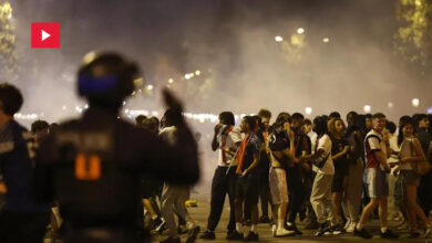 scènes de liesse et 336 interpellations à Paris