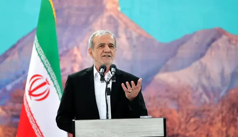 Le président iranien Masoud Pezeshkian