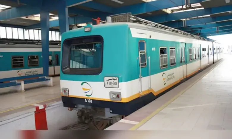 Train électrique pour la ligne de banlieue nord Tunis–La Goulette–La Marsa.