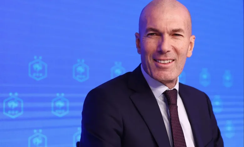 Zinédine Zidane, le 28 juillet 2026, au siège de la FFF