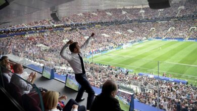 emmanuel macron stade