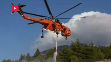 En Grèce, deux hélicoptères qui intervenaient contre un incendie entrent en collision (1)
