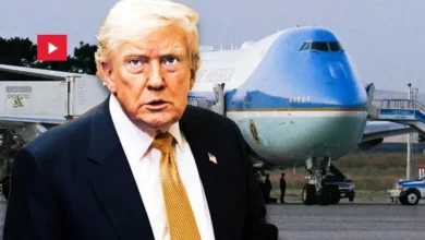 trump in airport turkey (1)