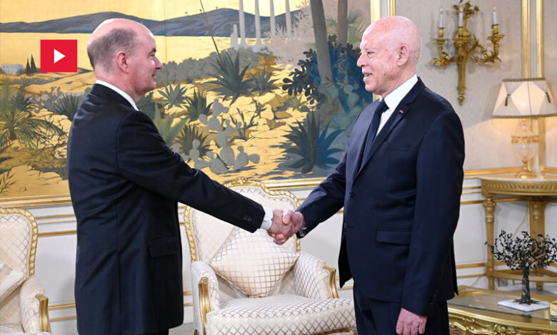 President Kais saied et Ambassadeur de Suisse en Tunisie Josef Renggli